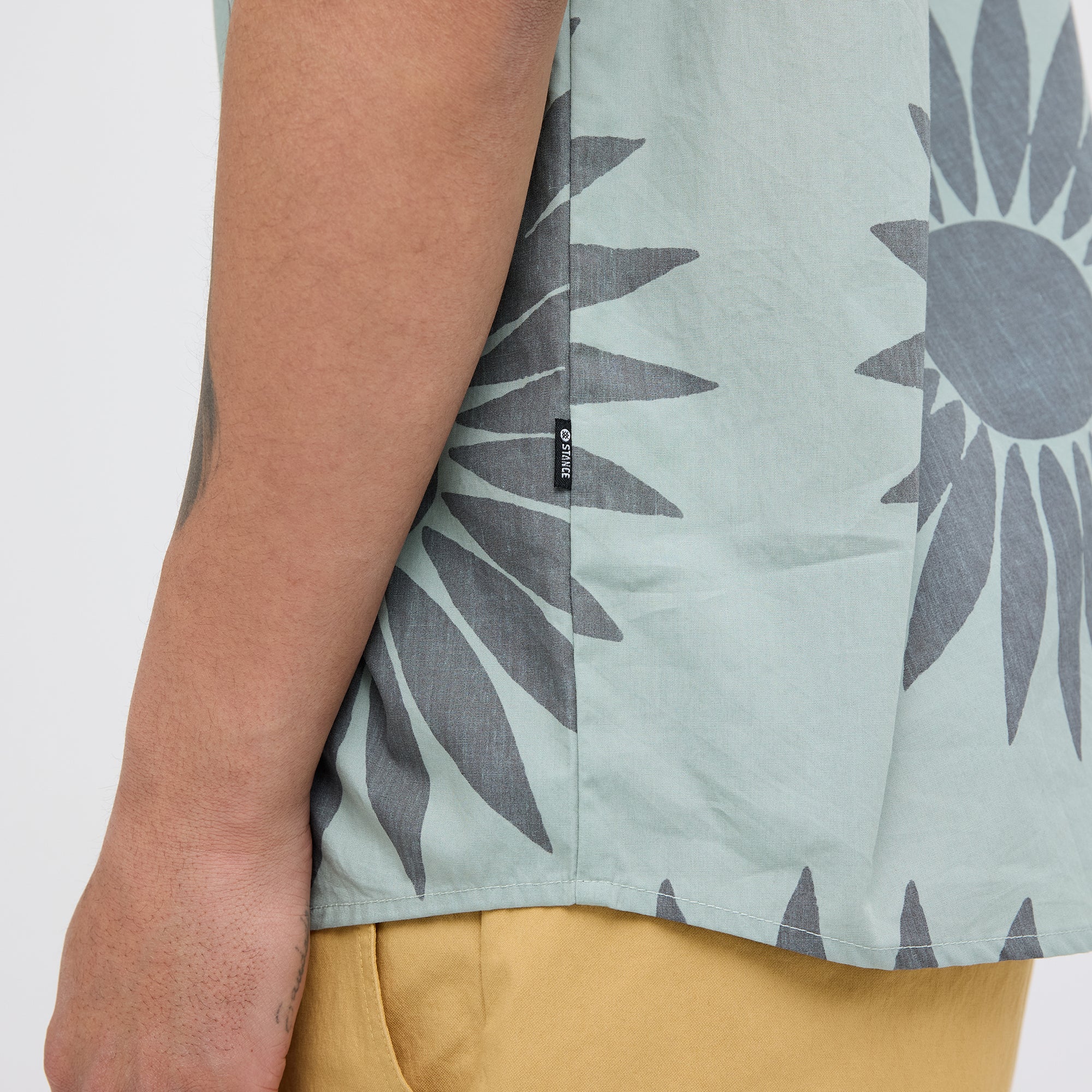 BALES BUTTON UP T-SHIRT - Image 8