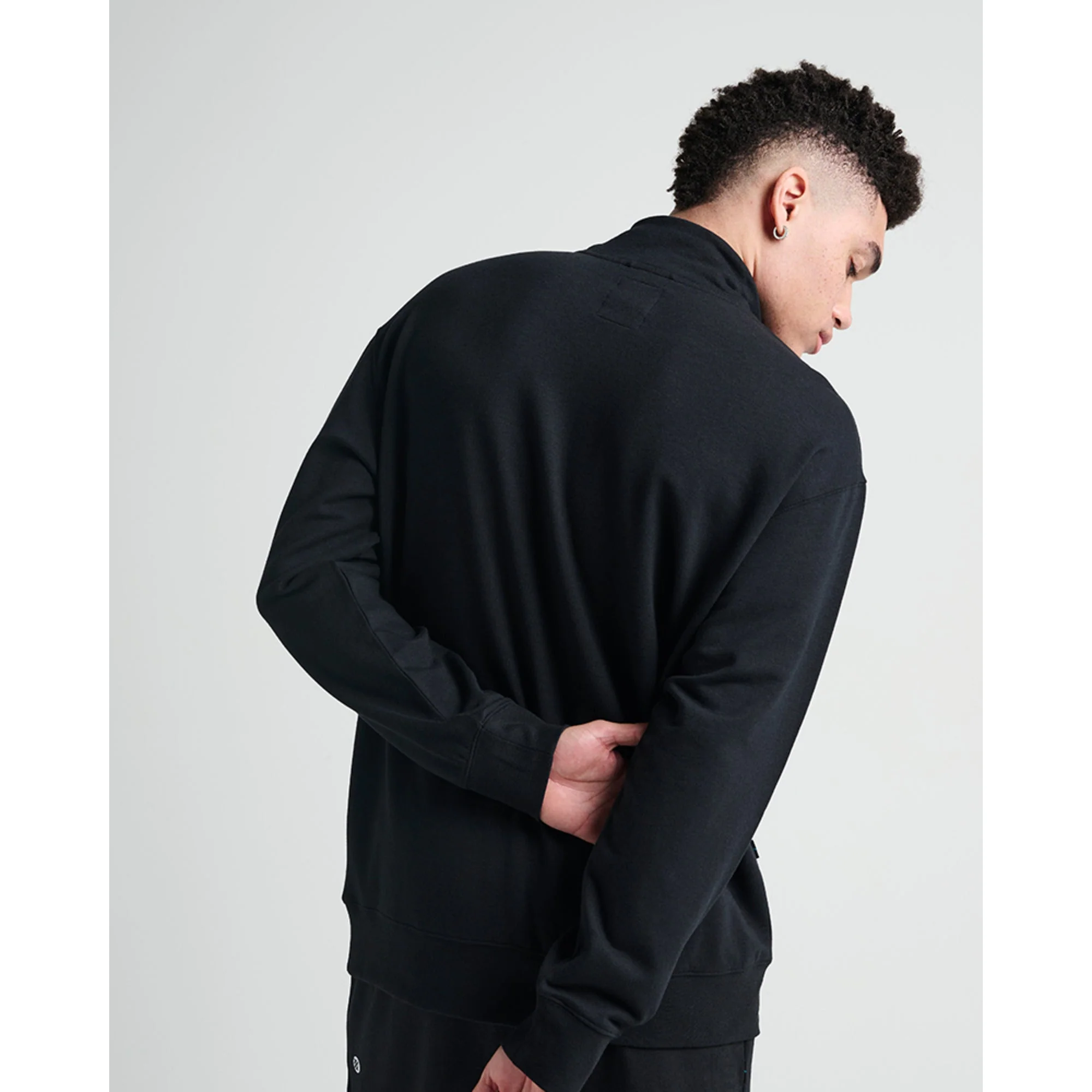 SHELTER 1/2 ZIP - Image 3